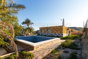 La Alcoraya 15000&nbsp;м²