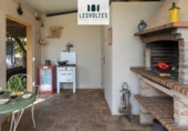 Chalet independiente con terreno en alquiler en la España, Fonteta, ref: TR400117 foto