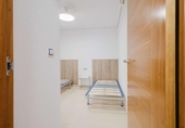 Отдельно стоящий дом с участком на продажу в городе Торревьеха Фото