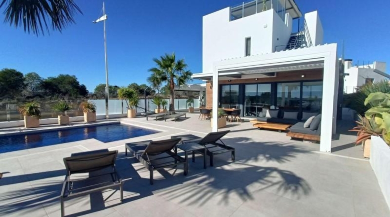 Alicante - Los Montesinos - 365m2