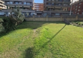 Xalet independent amb terreny en venda a Torrelavega ref.: TR393924 foto