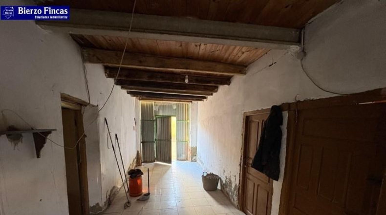 León - Santas Martas - 378m2