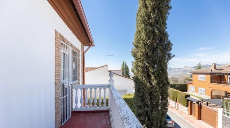 Granada - Peligros - 476m2