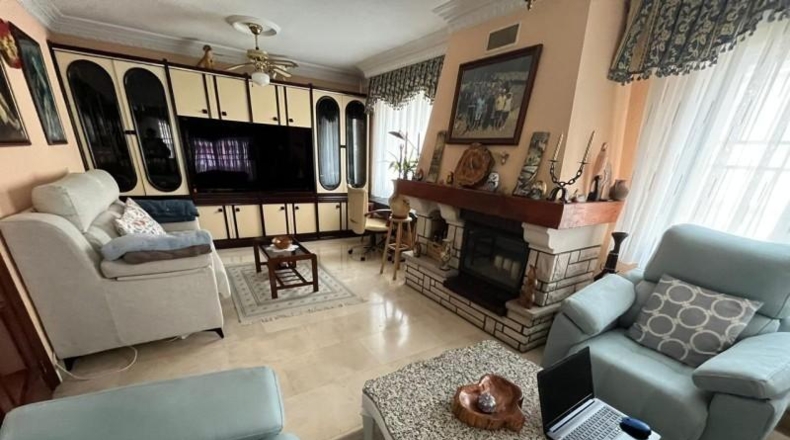Salamanca - Santa Marta de Tormes - 887m2