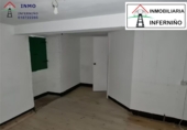 Отдельно стоящий дом с участком на продажу в городе Ferrol. Фото