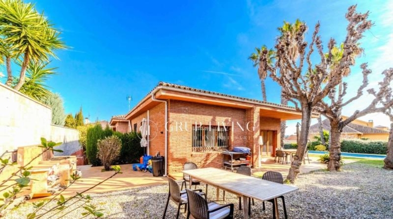 Барселона - Vilanova i la Geltrú - 353m2