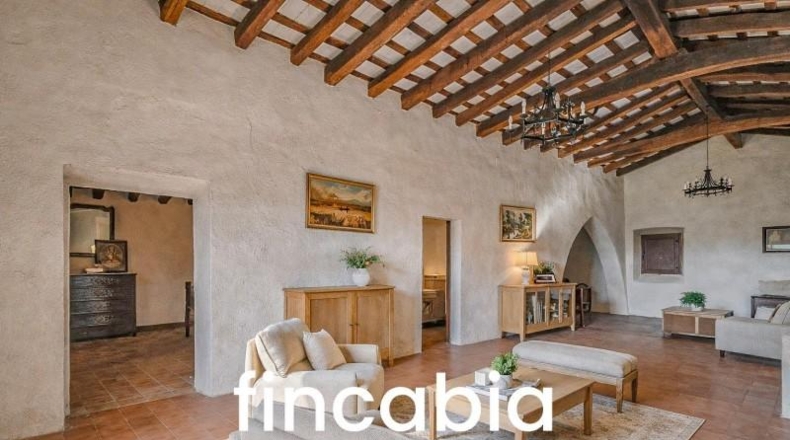 Жирона - Maçanet de la Selva - 45000m2