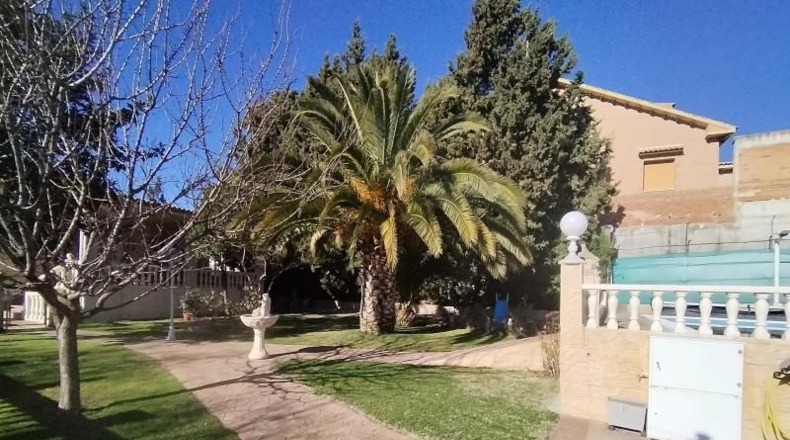 Community of Madrid - Campo Real - 1400m2