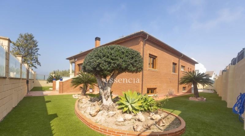 Valencia - Benirredrà - 486m2