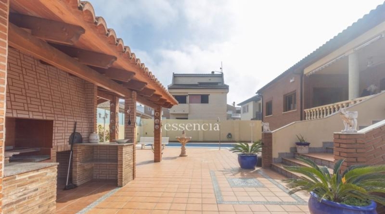 Valencia - Benirredrà - 486m2
