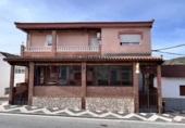 Xalet independent amb terreny en venda a la España, Jayena, ref.: TR388978 foto