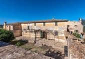 Chalet independiente con terreno en venta en la España, Algaida, ref: TR397901 foto