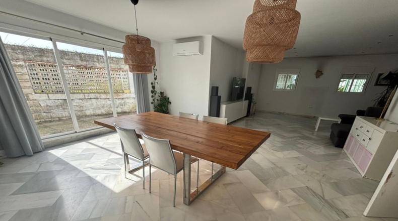 Seville - Alcalá de Guadaíra - 612m2