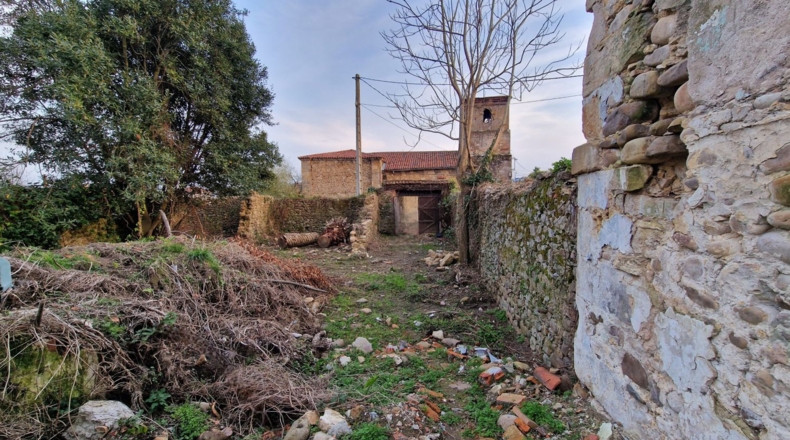 Кантабрия - Barrio de San Gil - 1573m2