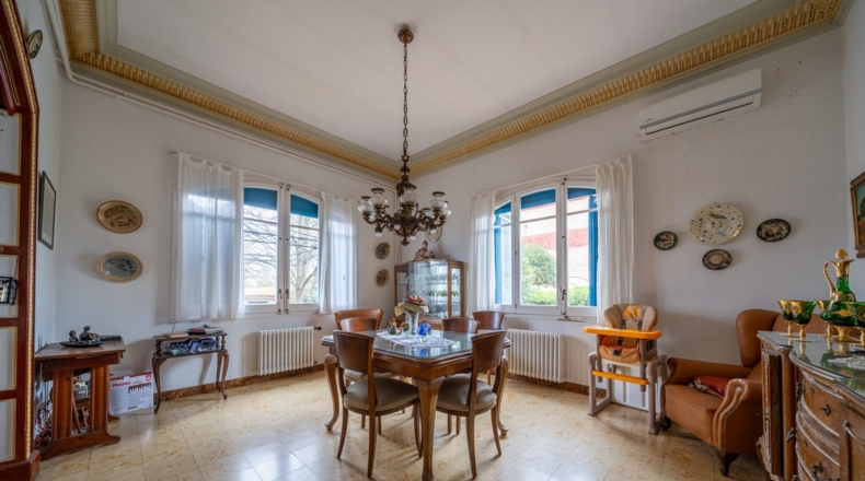 Жирона - Bescanó - 1400m2