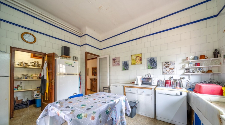 Жирона - Bescanó - 1400m2