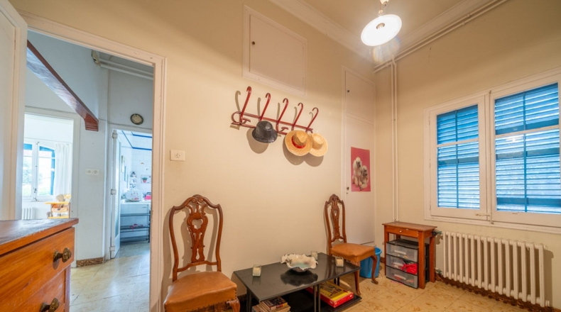 Жирона - Bescanó - 1400m2