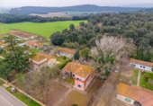 Xalet independent amb terreny en venda a Aiguaviva ref.: TR389224 foto