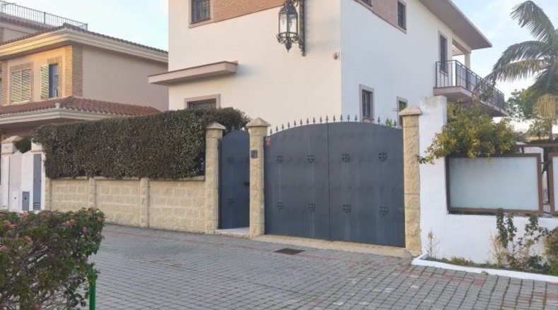Huelva - Isla Cristina - 350m2