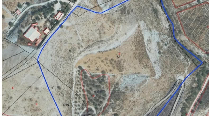Granada - Vélez de Benaudalla - 39000m2