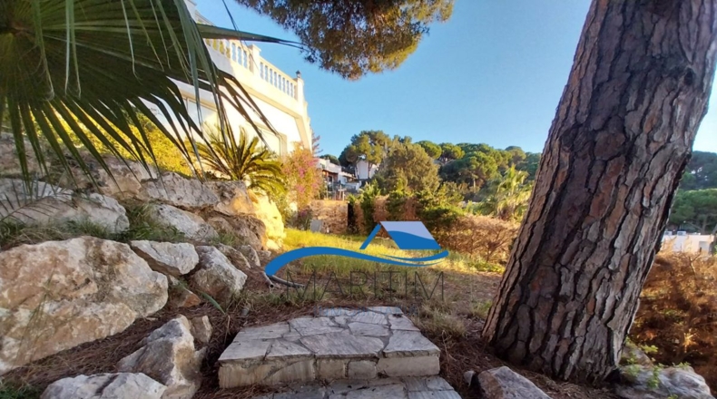 Жирона - Lloret de Mar - 2000m2