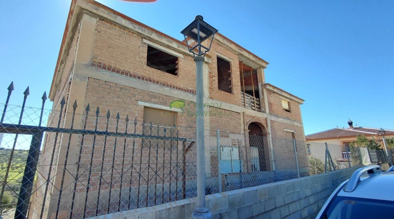 Málaga - Alcaucín - 1049m2