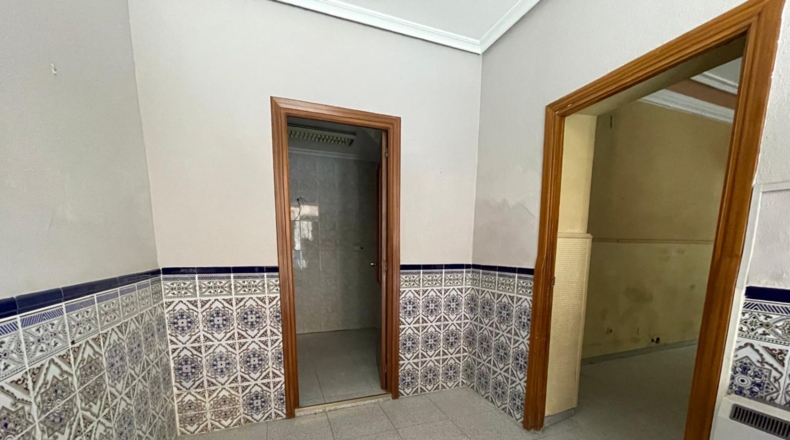 Ciudad Real - Valdepeñas - 421m2