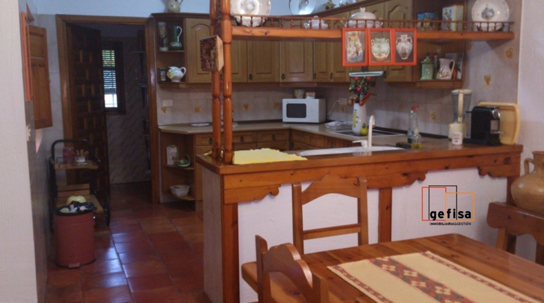 Ciudad Real - Valdepeñas - 6680m2