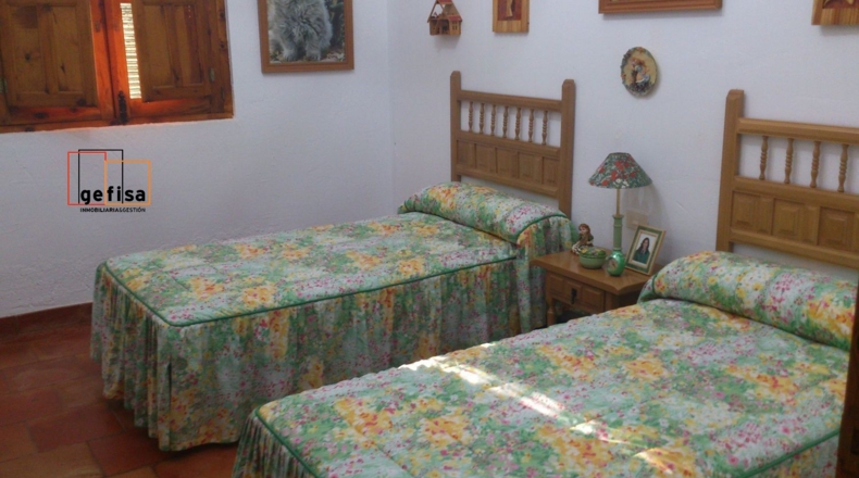 Ciudad Real - Valdepeñas - 6680m2