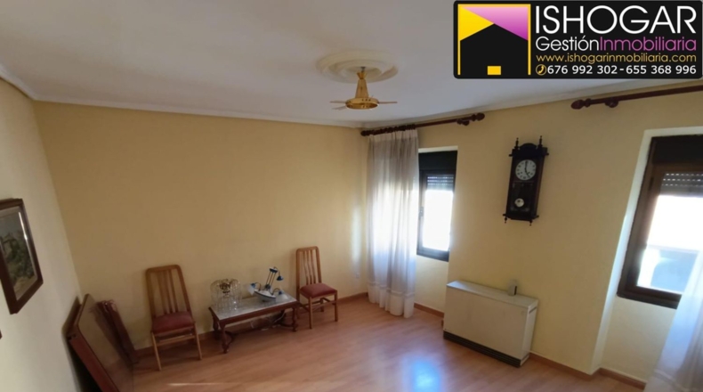 Ciudad Real - Valdepeñas - 560m2