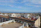 Дом с участком на продажу в городе Jávea Фото