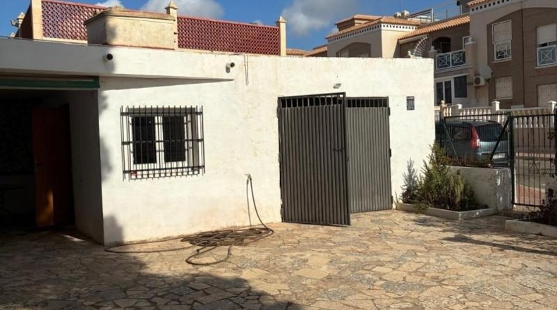 Alicante - Torrevella - 450m2