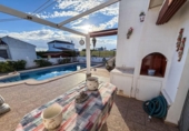 Chalet independiente con terreno en venta en la España, Torrevieja, ref: TR390106 foto