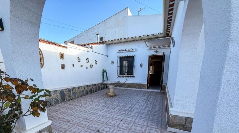 Alicante - Torrevieja - 396m2