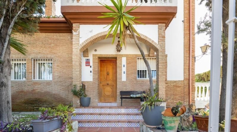 Granada - Peligros - 476m2
