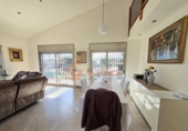 Chalet independiente con terreno en venta en la España, Calafell, ref: TR390175 foto