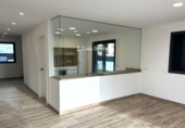 Отдельно стоящий дом с участком на продажу в городе el Vendrell Фото