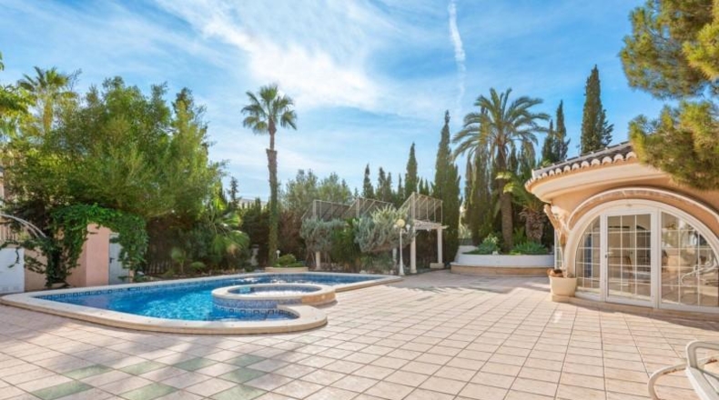 Alicante - Рохалес - 1330m2