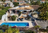 Chalet independiente con terreno en venta en la España, Benissa, ref: TR389913 foto
