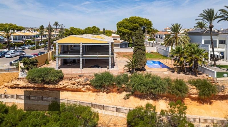 Alicante - Cabo Roig - 1360m2