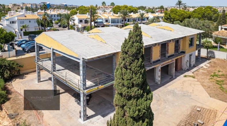 Alicante - Cabo Roig - 1360m2