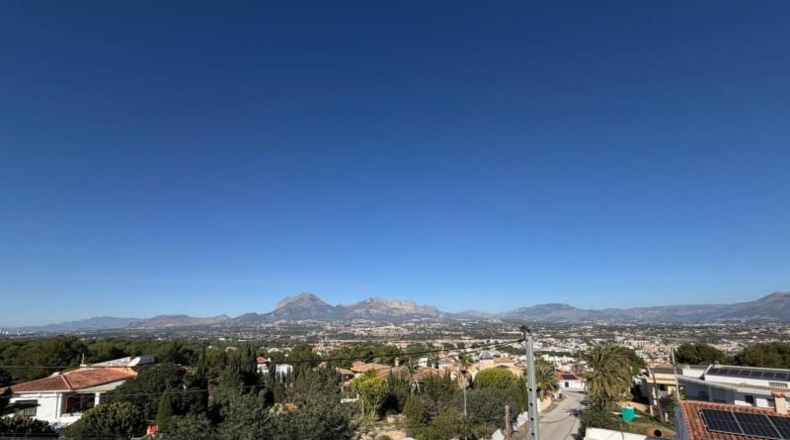 Alicante - Alfaz del Pi - 350m2