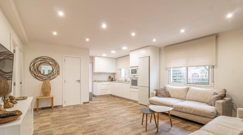 Valencia - Llombai - 1840m2