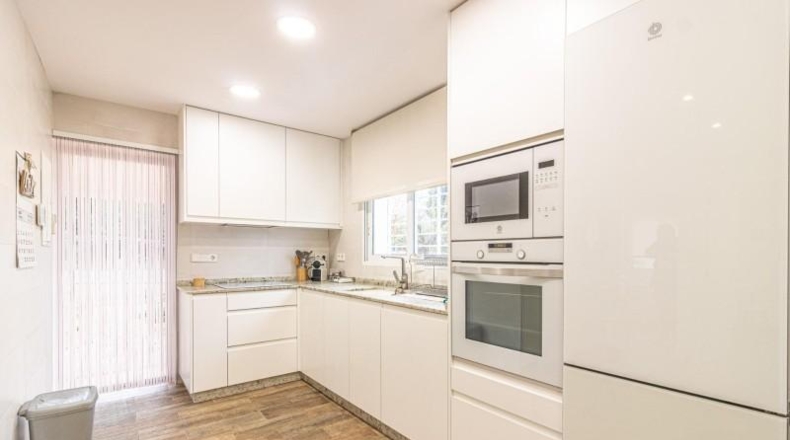 Valencia - Llombai - 1840m2