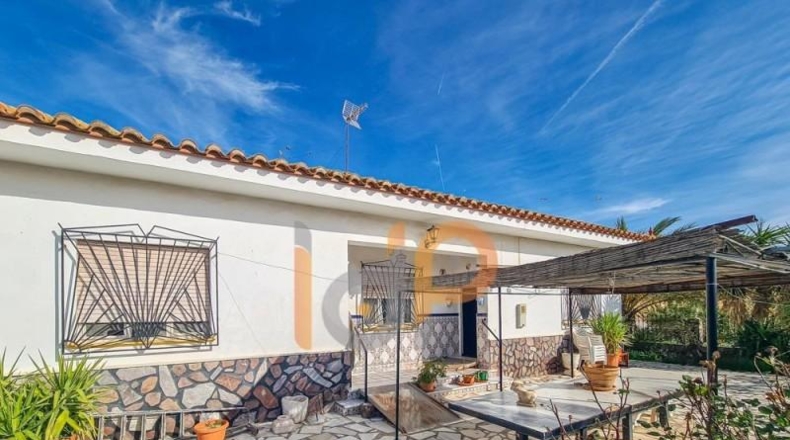 Almería - Huércal-Overa - 9954m2