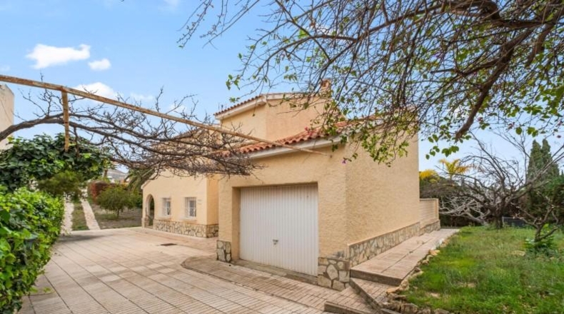 Alicante - Campello - 812m2