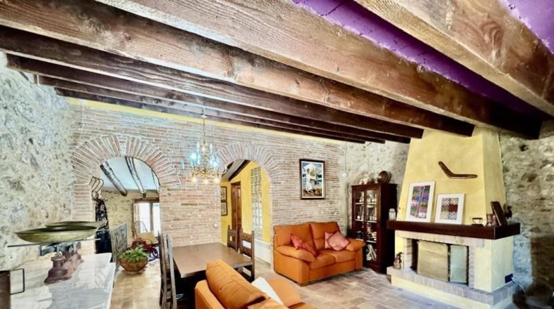 Gerona - Torroella de Montgrí - 190m2