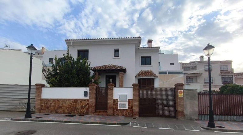 Málaga - Фуэнхирола - 311m2