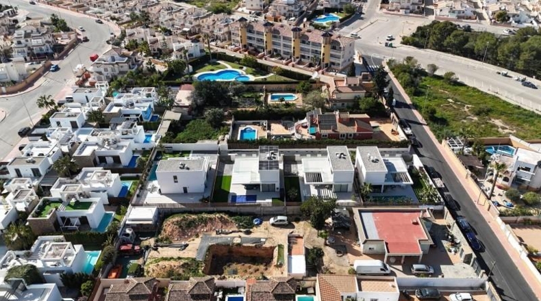 Alicante - Dehesa de Campoamor - 1456m2