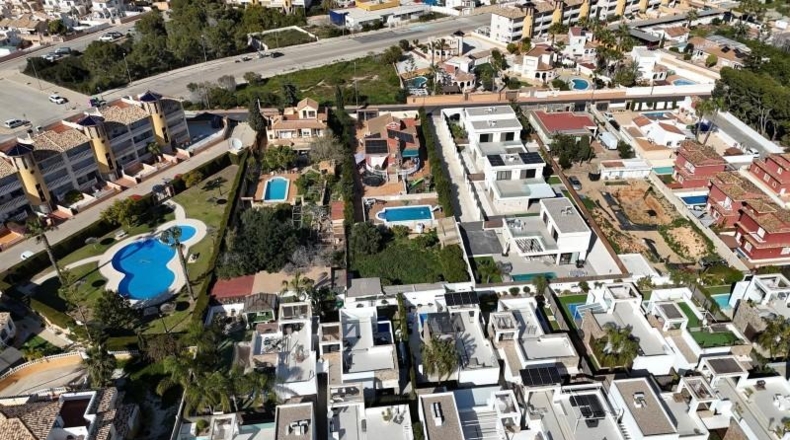 Alicante - Dehesa de Campoamor - 1456m2